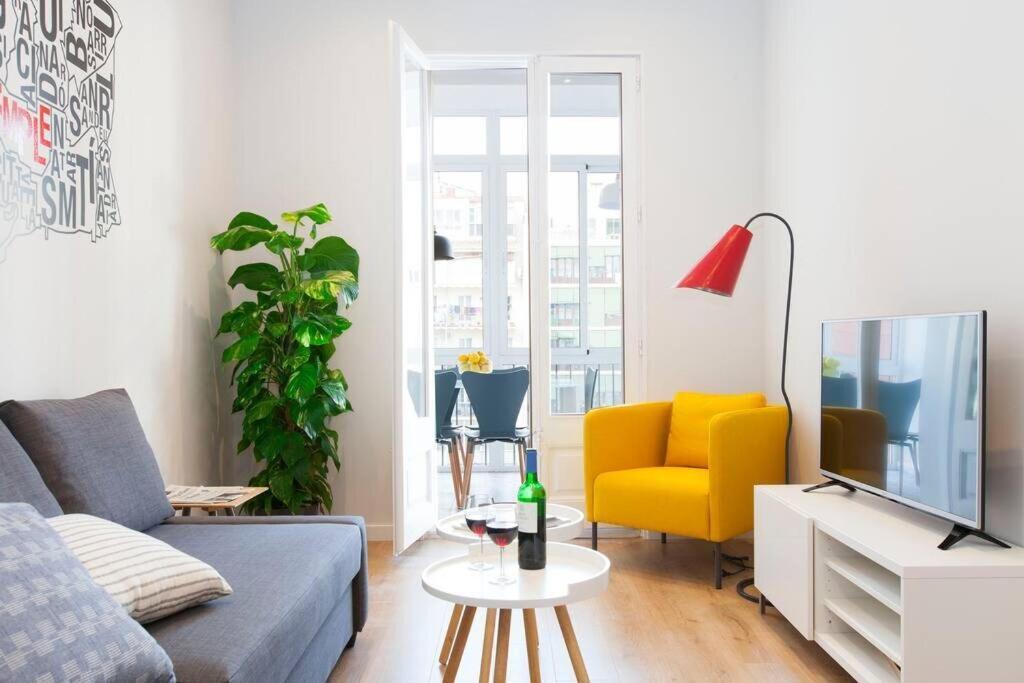 Perfectly Located 4Bed 4Bath Apartment In Barcelona 3 1 Exterior foto