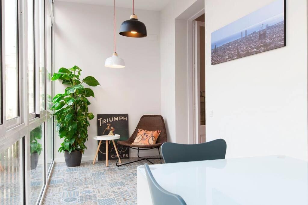Perfectly Located 4Bed 4Bath Apartment In Barcelona 3 1 Exterior foto